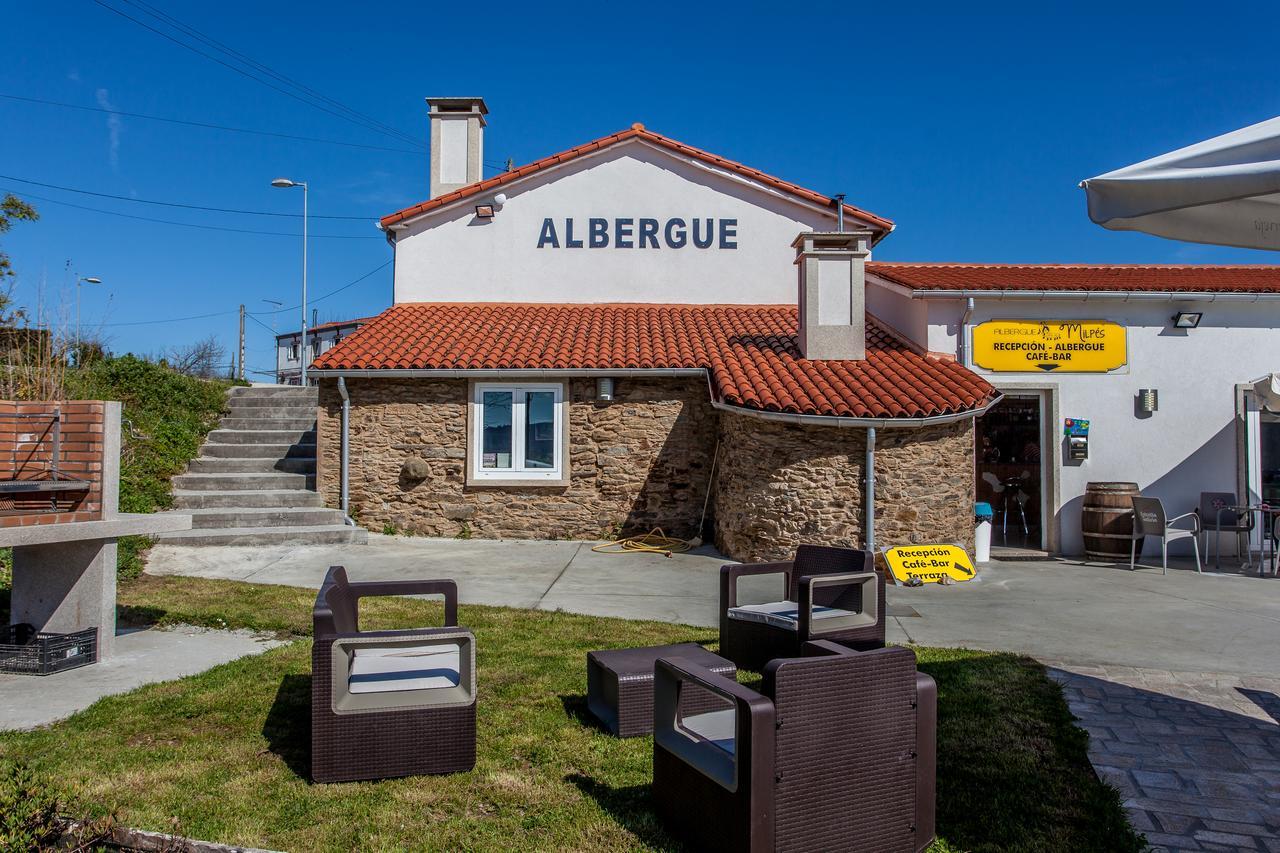 Albergue Milpes Ribadiso Exterior photo